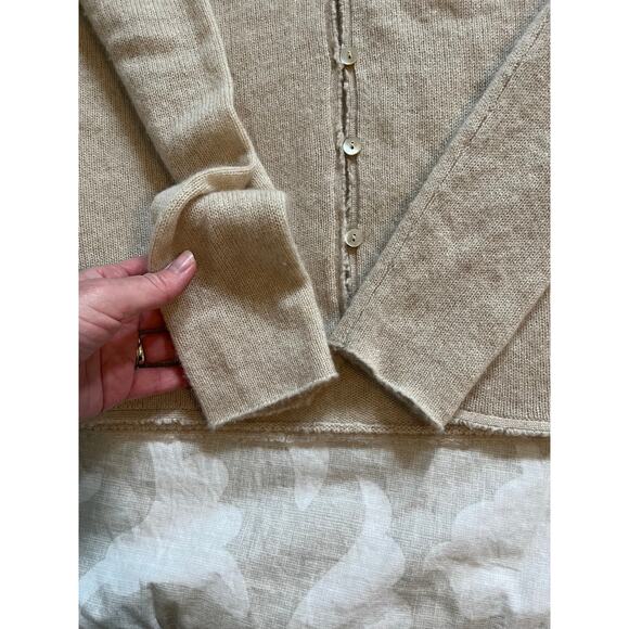 New Scotland cashmere beige oatmeal button up cardigan women’s small - Picture 7 of 8